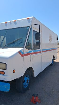 2001 Cargo Delivery Enclosed Truck