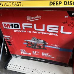 Milwaukee M18 Table Saw