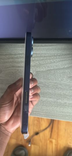 Apple iPhone 17Pro Max 2TB Blue Titanium – Brand New, Never Used