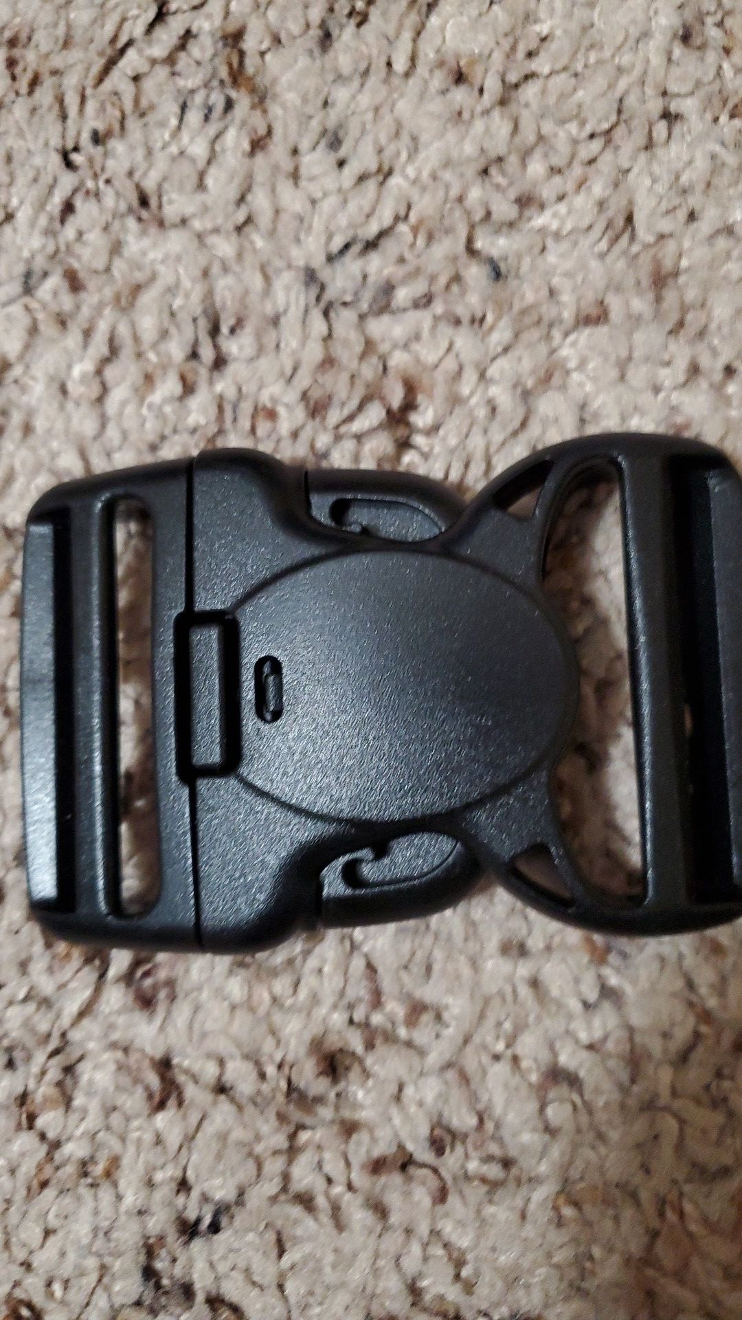 Plastic clip belt buckle