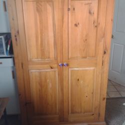 Wardrobe Cabinet 