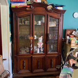 Solid Wood Hutch
