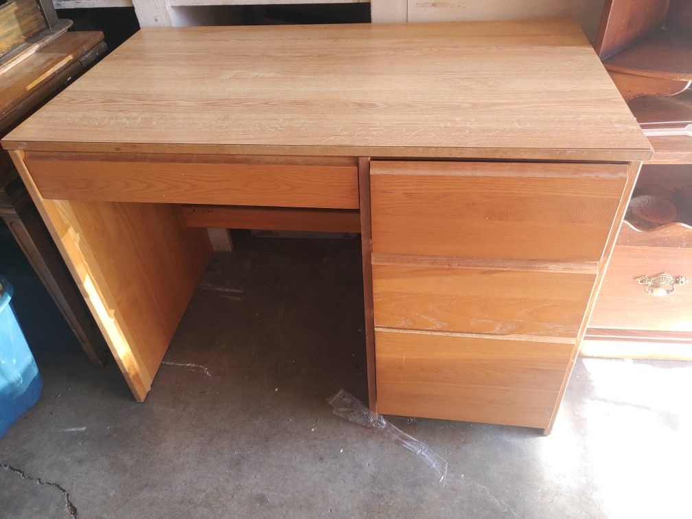 Desk $30