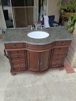 Single Sink Bathroom Vanity with Granite Top