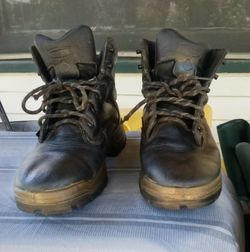 $30.00 men's shoes size 8 1/2