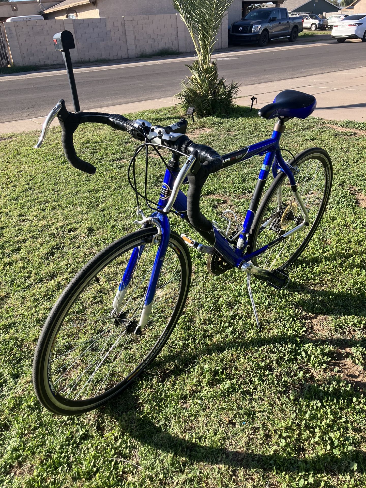 Gmc denali road bike Frame Size 22