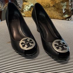SOLD!!!TORY BURCH BLACK SLIPON WEDGE