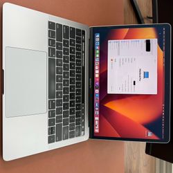 Macbook Pro 13inch 128GB 2019 Model