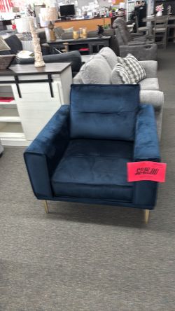 Accent chairs