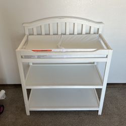Changing Table For Baby With Cushion 