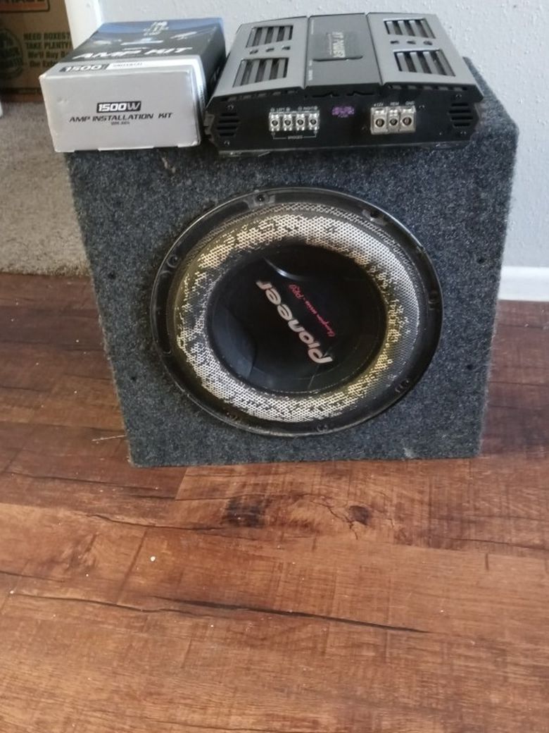 12 Inch Woofer With Complete Amp Kit 16 Stereo Rca Cable And Nt Power Amp 1200 Watts $200