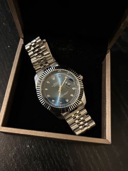Blue Dial Watch Size 40mm