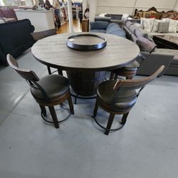 Round Dining Table , 4chairs 
