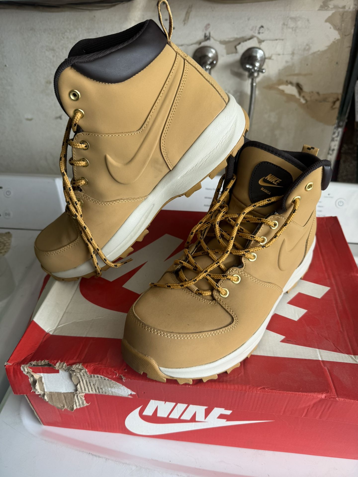 Nike Boots 