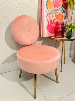 pink chair