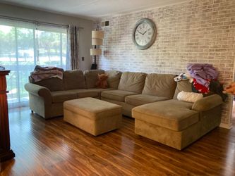 Sectional couches