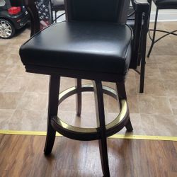 2 Leather&wood-1 Stool 1 King Chair