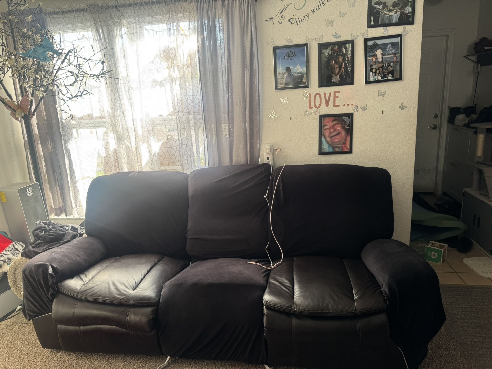 Double Recliner Couch 