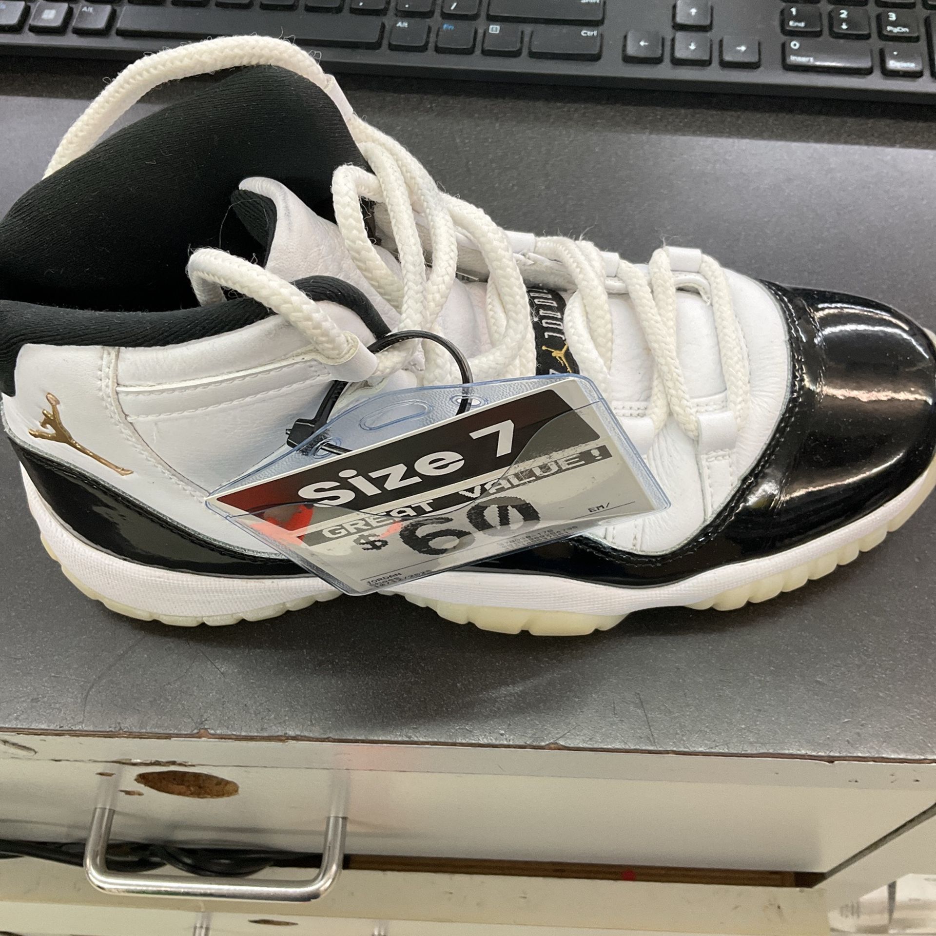 Jordan 11 Retro Dmp Gratitude