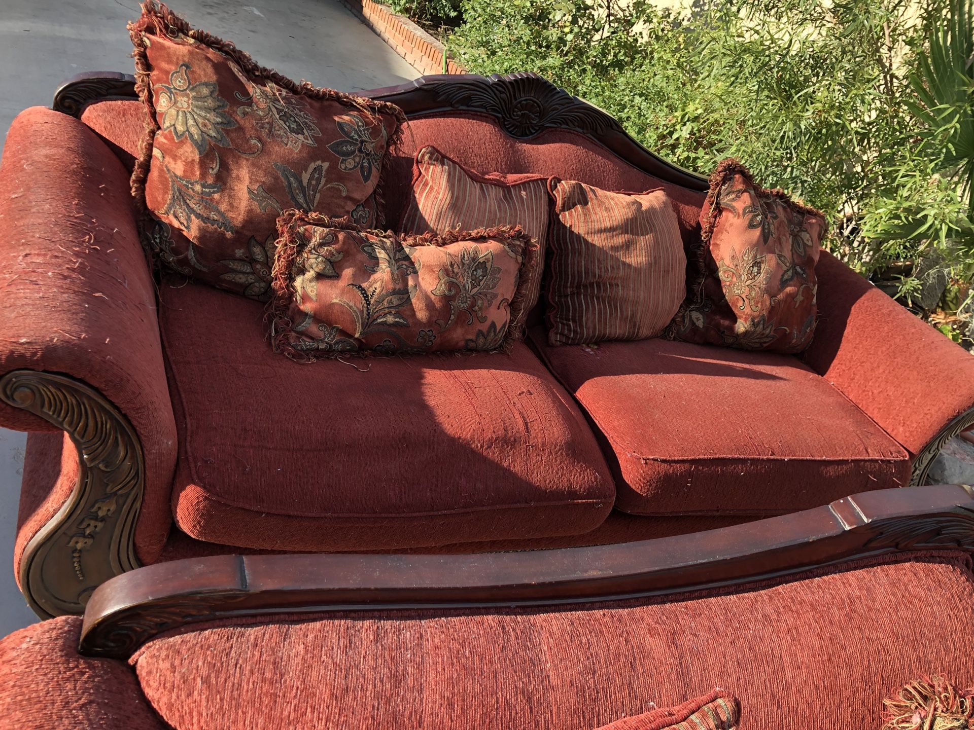 Free Couches!! for Sale in Las Vegas, NV OfferUp