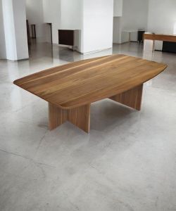 100 Collection 7-Foot Boat-Shaped Conference Table – Brand New – $550 📦 Florida