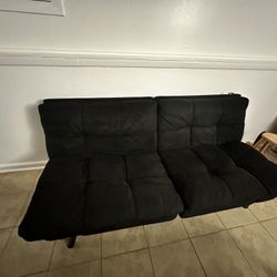 Black Futon 