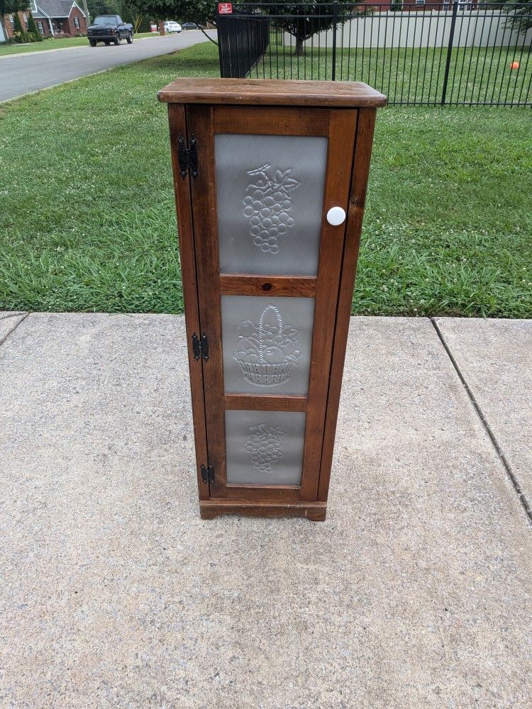 Rustic Vintage Pie Safe Cabinet – Farmhouse Storage