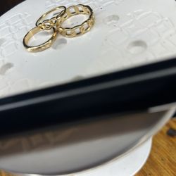 3 gold rings