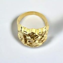 14K Yellow Gold Unisex Nugget Ring Size: 10.5, 4mm Band Width Weight: 6.9grams
