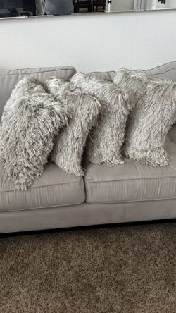Accent pillows