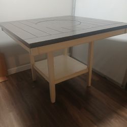 Dining Room Table 