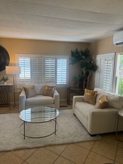 Accent Chairs