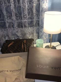 Luis Vuitton Purse