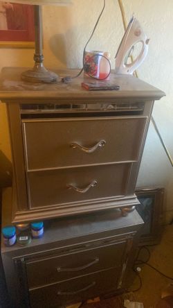 Vanity and cabinets bedroom
