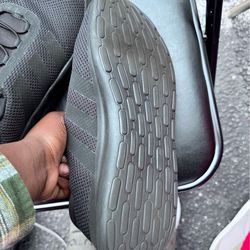 Adidas Men's Black Foam Comfort Sneakers US 12