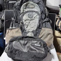 **LIGHTLY USED** (2) REI TRAIL BACKPACK & SHOWER BAG