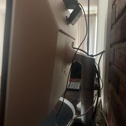 LG 27UP850K-W 27-inch Ultrafine 4K UHD 