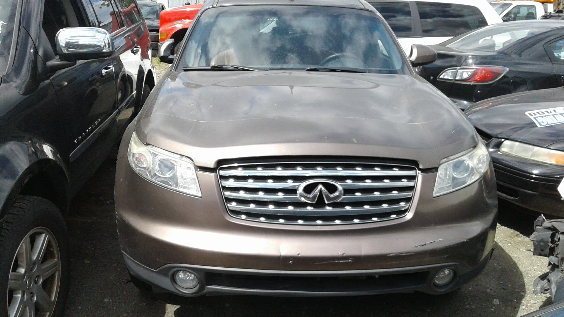 Parting Out - 2003 Infiniti FX45