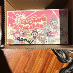 Labubu Exciting Macaron Sealed Case