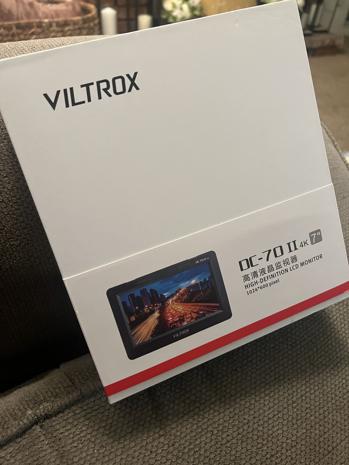 Viltrox DC-70 II 4K camera monitor 