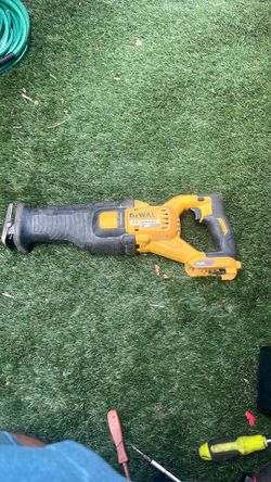 60V Dewalt Sawzall