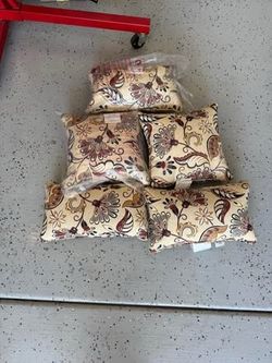 Outdoor pillows