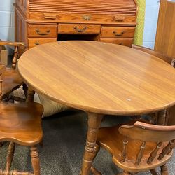 round maple table