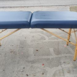Life Gear Massage Table