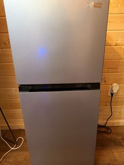 Arctic King Refrigerator