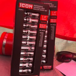 Professional, universal choice, shallow swivel socket set metric