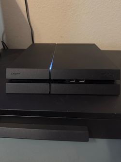 PS4 PlayStation 4