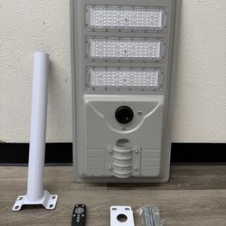 10,000 Watts Solar Street Light Ultra Bright Metal Shell 