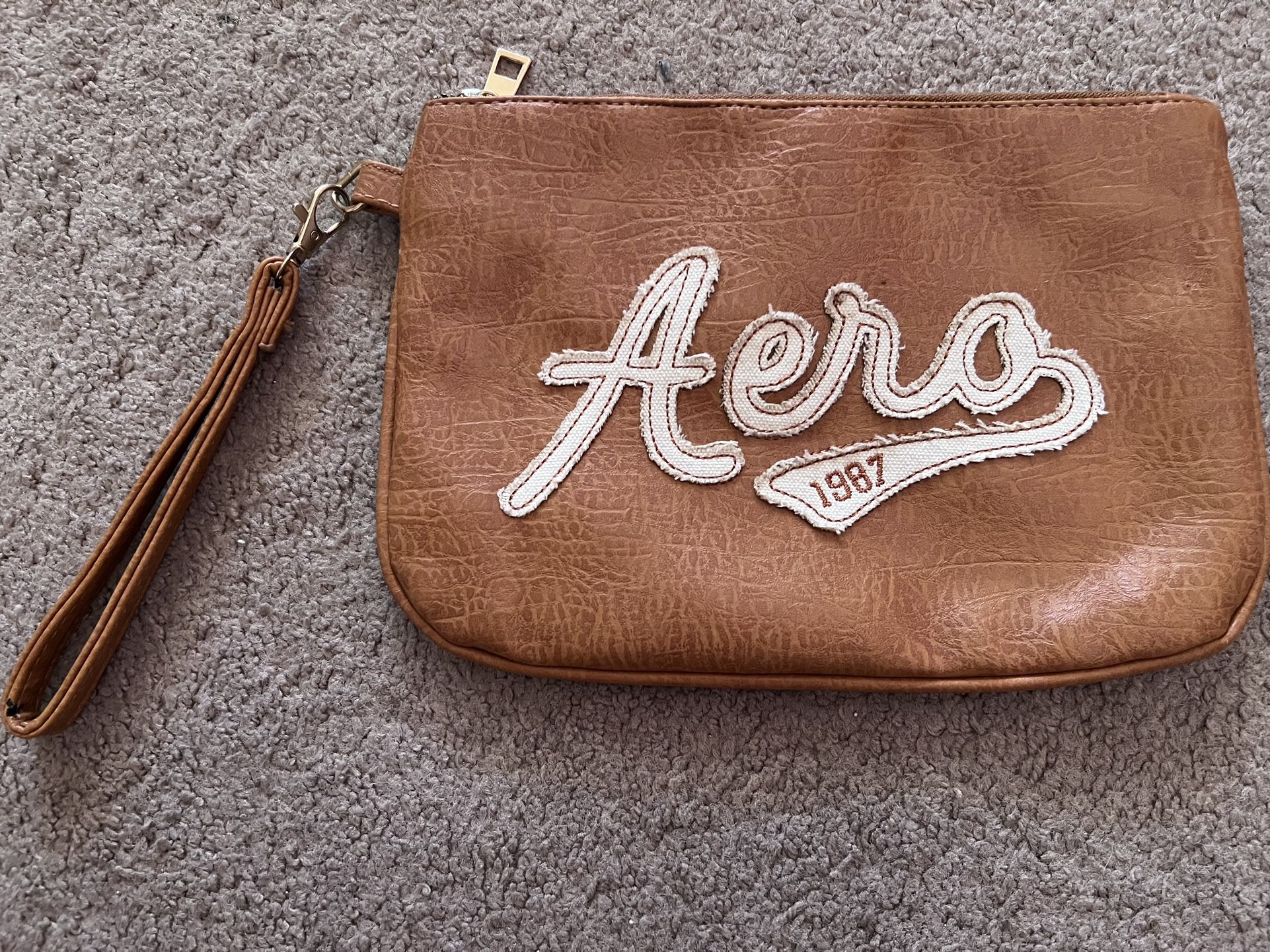 Aero Handbag