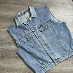 Vintage blue denim vest oversized.
